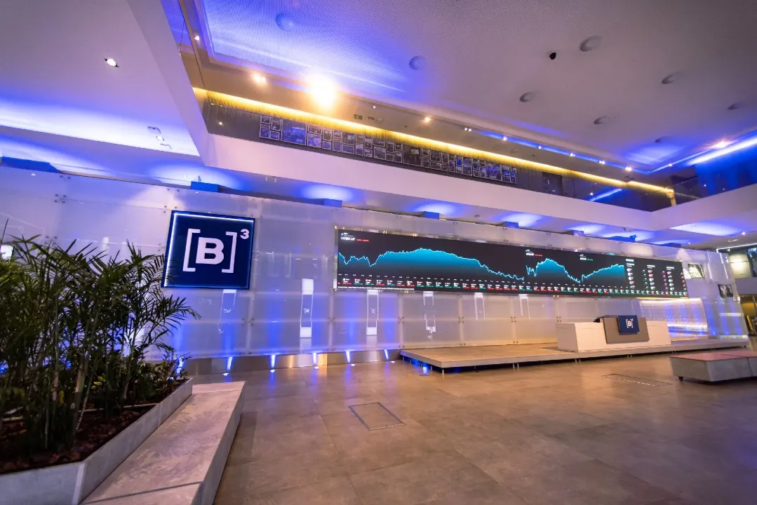 Cade recomenda barrar compra da CRDC pela B3: entenda o impacto no mercado