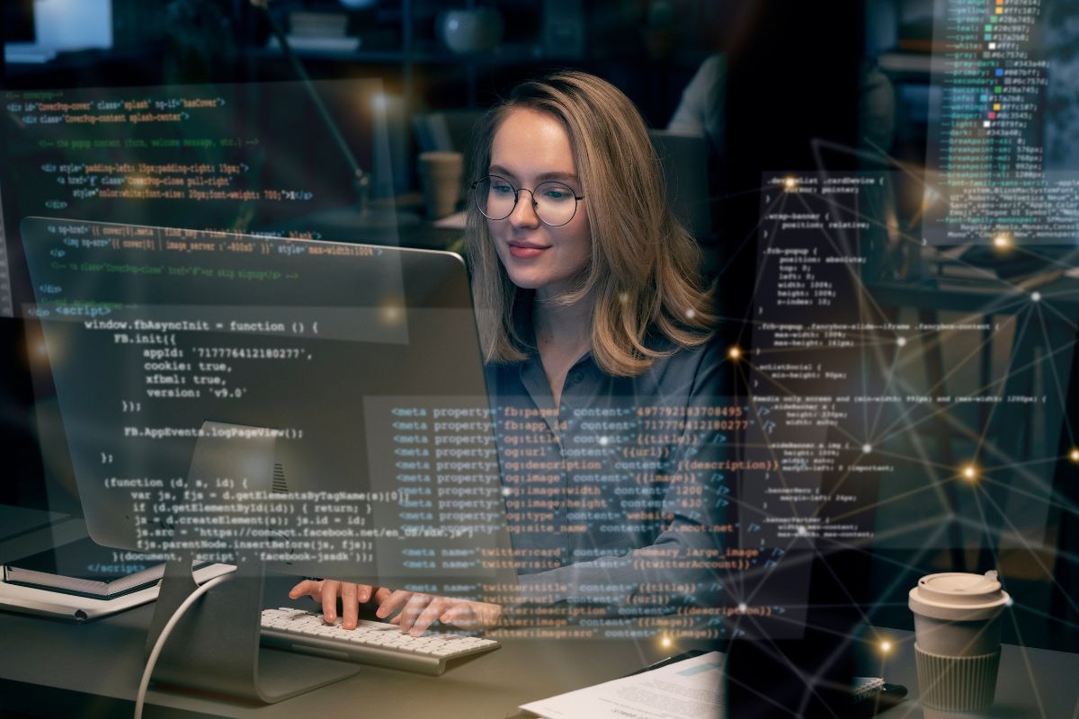 SP abre 10 mil vagas de estágio em TI para estudantes universitários com o CIEE