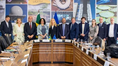 Ministra Luciana Santos em reunião com delegação da União Europeia no MCTI.