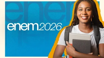 Logotipo do Inep e documentos relacionados ao Enem 2026 sobre uma mesa.