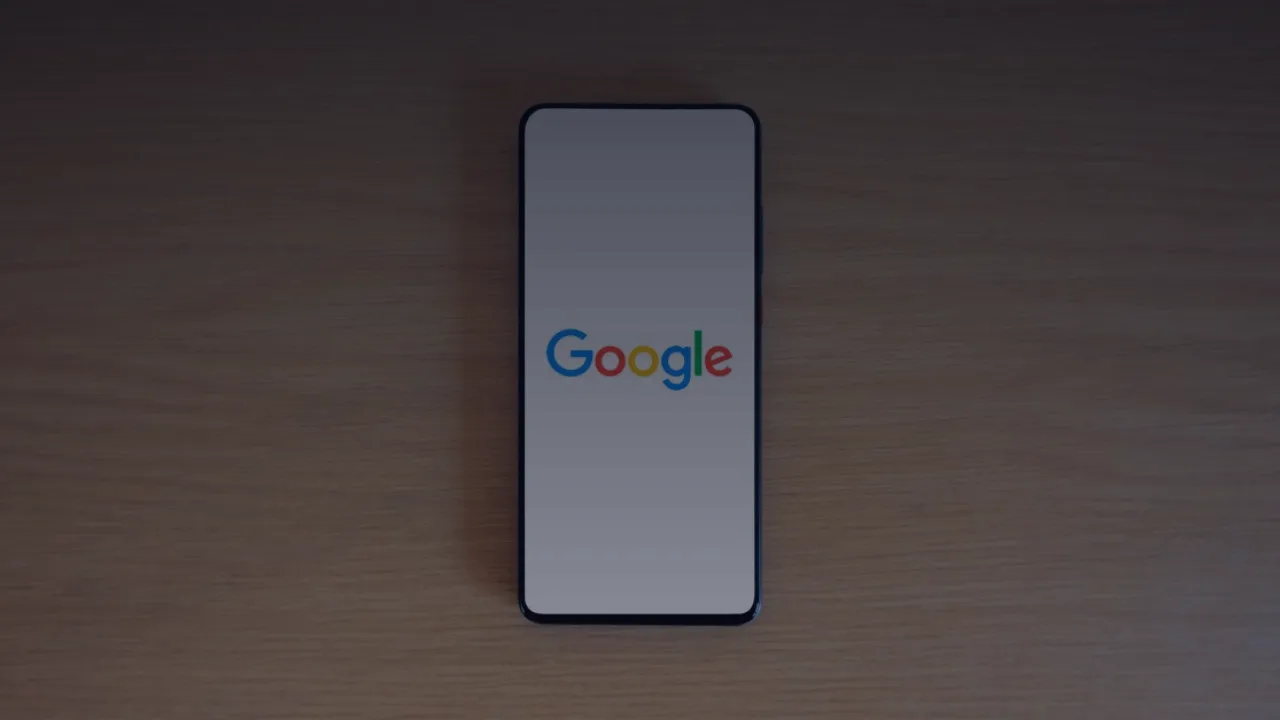 Google admite piorar busca na Europa para cumprir DMA e evitar multas bilionárias da UE