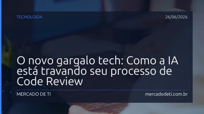 Desenvolvedor analisando código em um computador com auxílio de IA