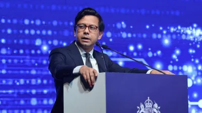 Reino Unido mira modelo australiano para restringir redes sociais a crianças
